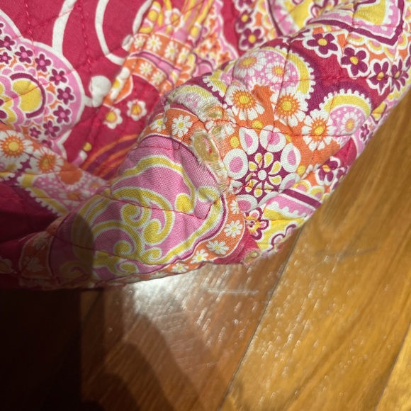 Vera Bradley Tote - Picture 4 of 6